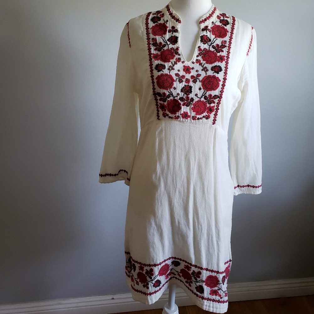 Lucky Brand White and Red Embroidered Long Sleeve Dress